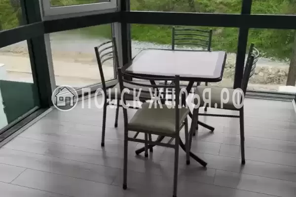 Частный сектор «Зеленый дом с бассейном» Частный сектор «Зеленый дом с бассейном»