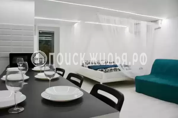 «На школьной»