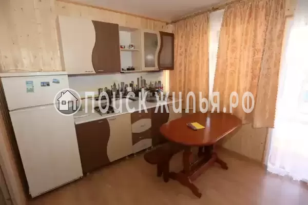 «На Набережной»