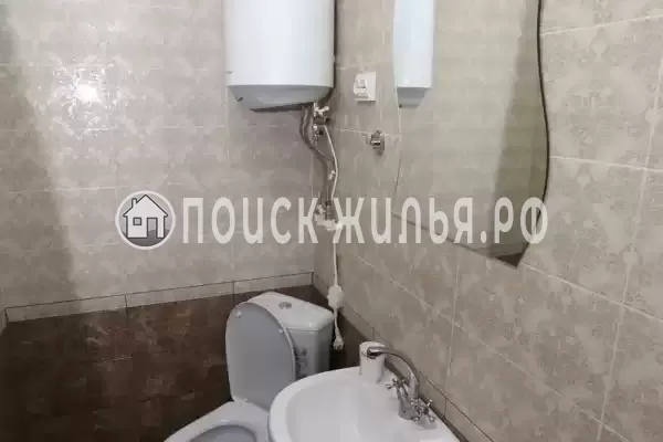 «На Набережной»