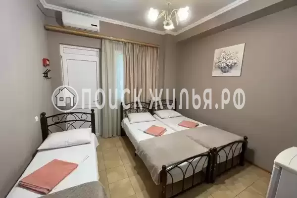 Гостевой дом «У Ларисы» Гостевой дом «У Ларисы»