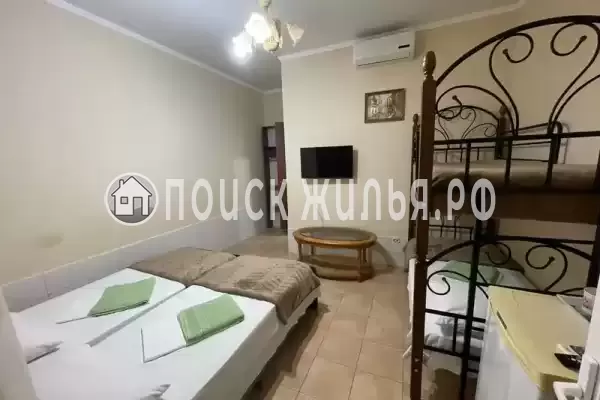 Гостевой дом «У Ларисы» Гостевой дом «У Ларисы»