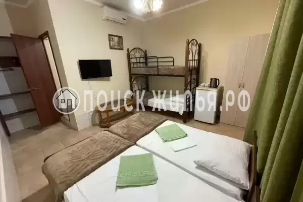 Гостевой дом «У Ларисы» Гостевой дом «У Ларисы»