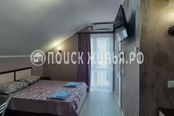 «На Уютной»