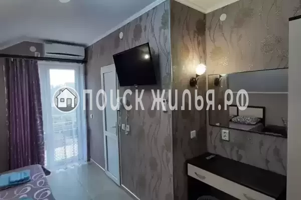 «На Уютной»