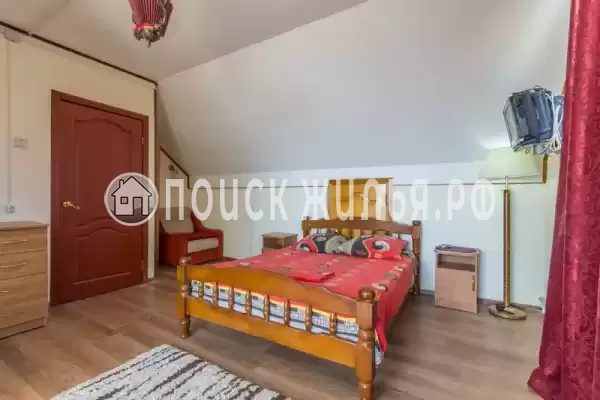 «Над аквалоо»