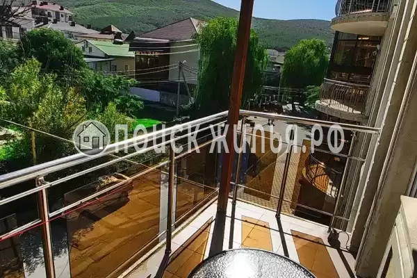 Гостиница «Лакис»