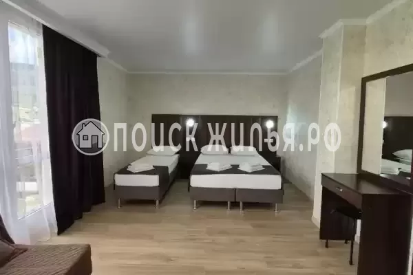 Гостиница «Лакис»