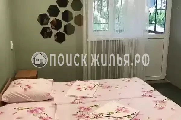 «На Пограничников»