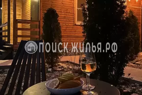 «Дельфин на Приморской»