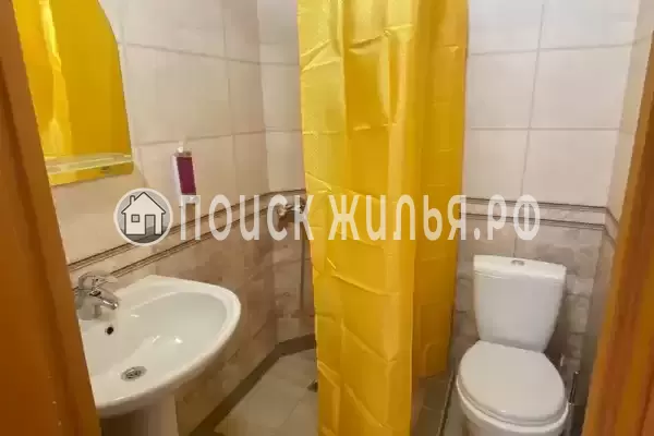 «Дельфин на Приморской»