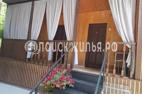 Гостевой дом «Raiskiy Ugolok» Гостевой дом «Raiskiy Ugolok»