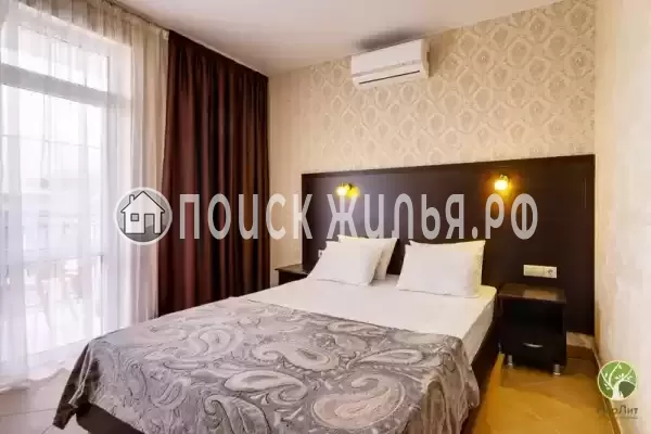 Отель «Лаура»