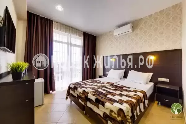 Отель «Лаура»