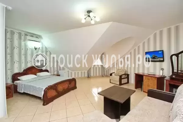 Отель «Кастро»