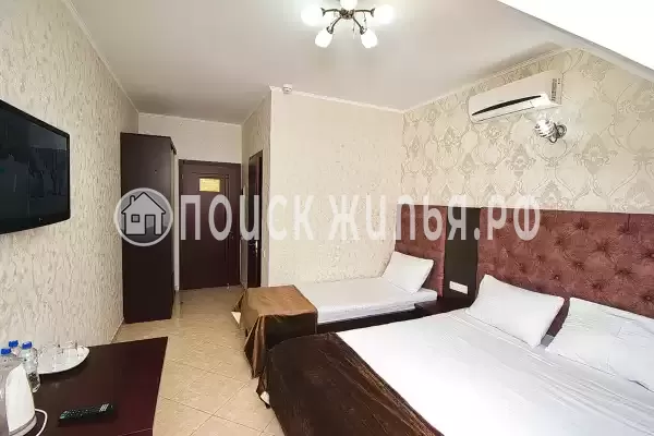 Отель «Кастро»