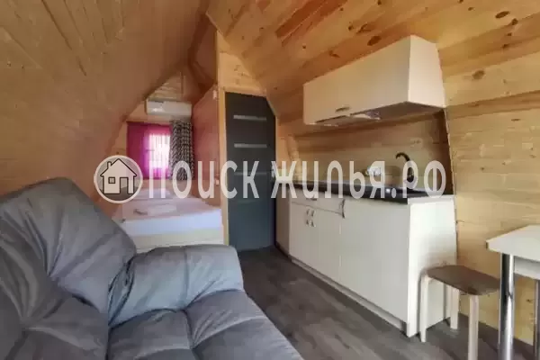 «Деревня хоббитов»