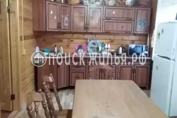 Частный сектор «Домик под клëнами» Частный сектор «Домик под клëнами»