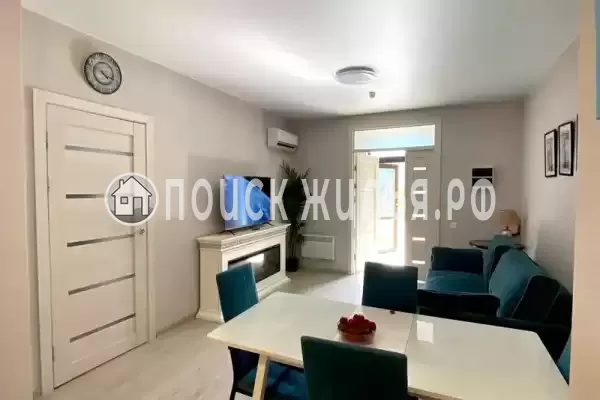 Квартира «С бассейнами»