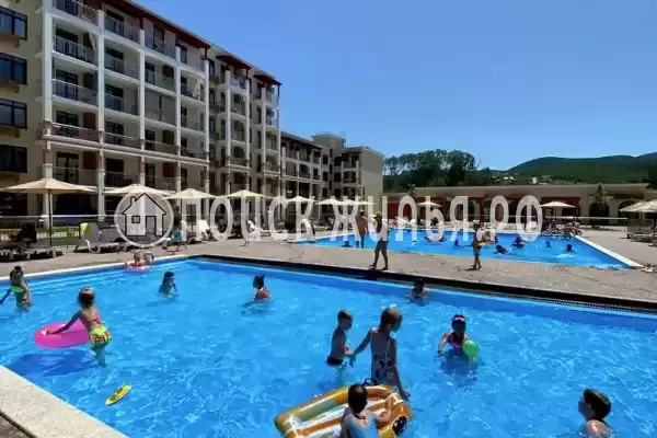 Квартира «С бассейнами»