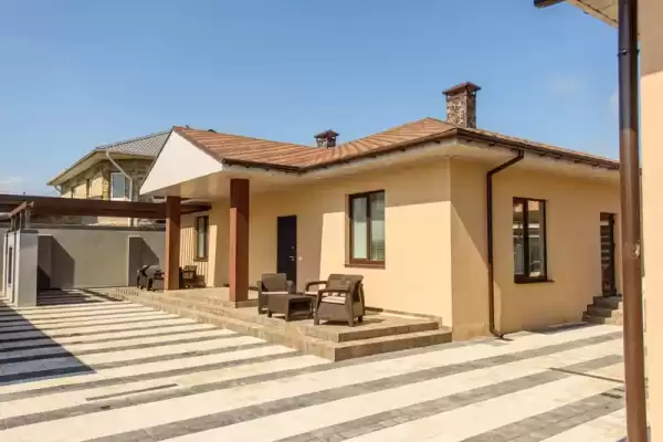База отдыха «Ирина» База отдыха «Ирина»