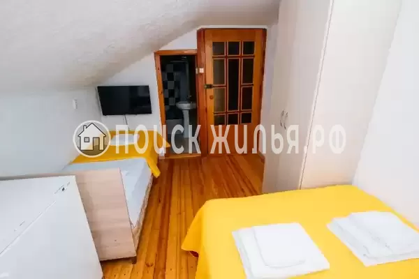 База отдыха «Поющие в терновнике»