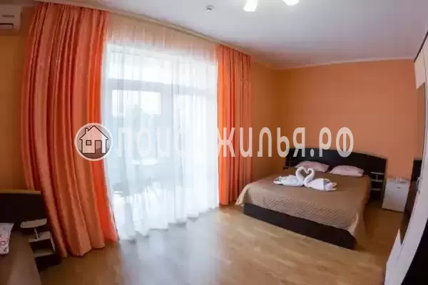 Частный сектор «Коттедж семейного отдыха Крымские друзья»