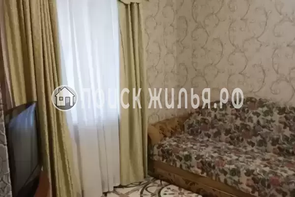 «Под пальмами» «Под пальмами»