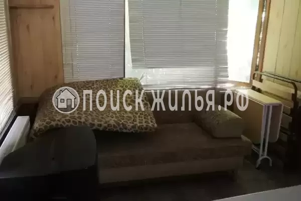 «Под пальмами» «Под пальмами»