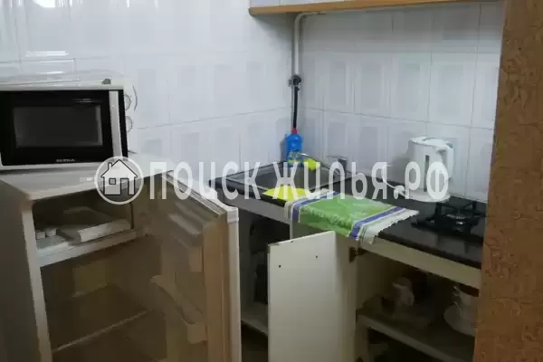 «Под пальмами» «Под пальмами»