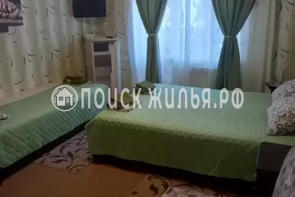 Черноморская, д.4