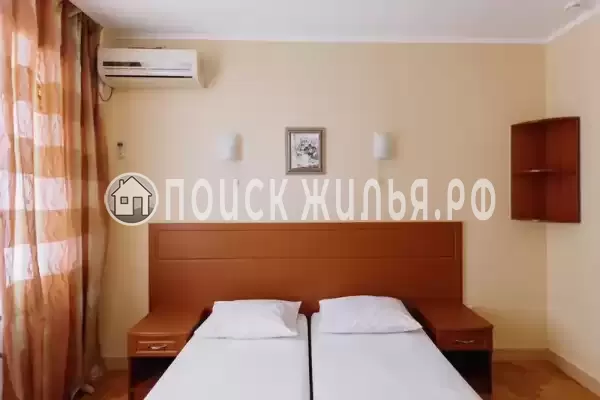 Отель «Белый лебедь»