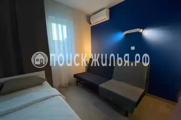 «Под соснами»