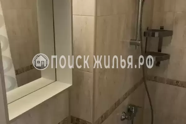 «Под соснами»