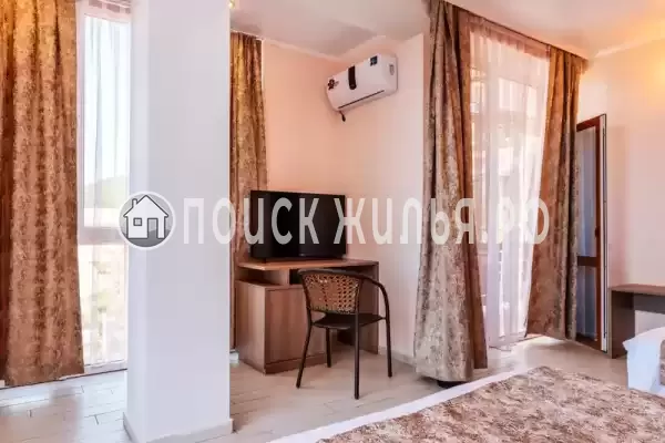 «L-Hotel» «L-Hotel»