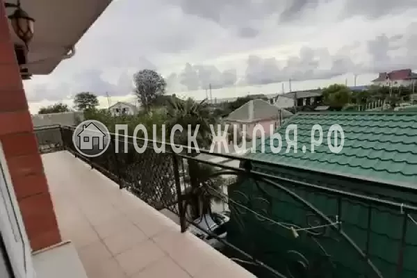 Гостевой дом «У тюльпанового дерева» Гостевой дом «У тюльпанового дерева»