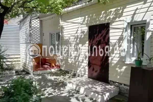 «Семейный дворик»