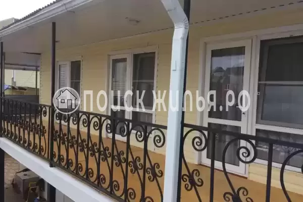 «Семейный дворик»