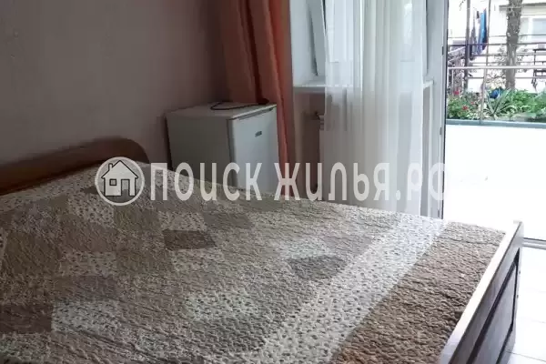 «На Изумрудной»