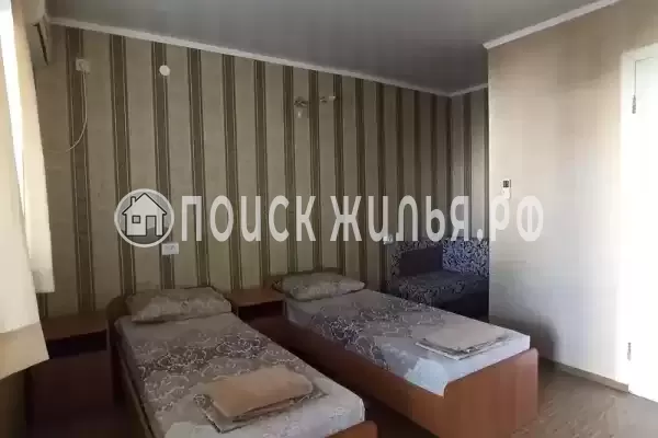 Гостиница «Зеленый дом у маяка»