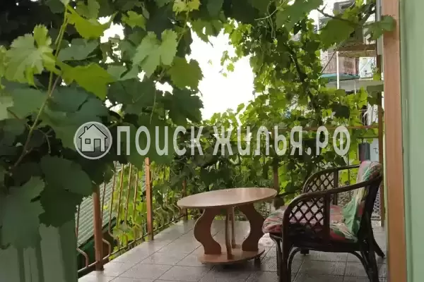 Гостиница «Зеленый дом у маяка»