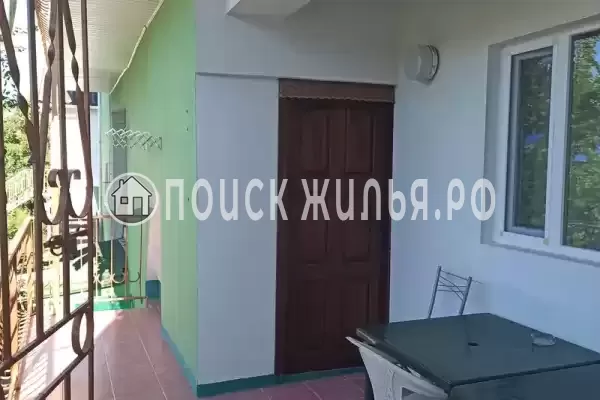 Гостиница «Зеленый дом у маяка»