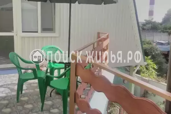 Гостиница «Зеленый дом у маяка»