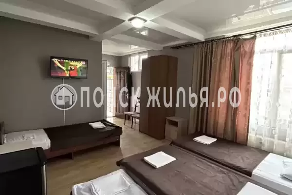 «На Тростниковой»