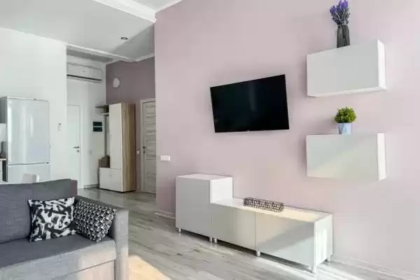 Квартира «В центре (74 м²)» Квартира «В центре (74 м²)»