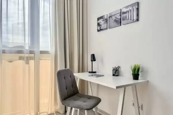 Квартира «В центре (74 м²)» Квартира «В центре (74 м²)»
