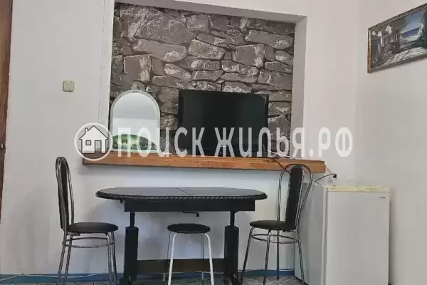 Частный сектор «Лавр»