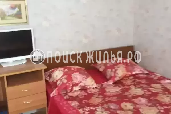 «У тети Вали» «У тети Вали»