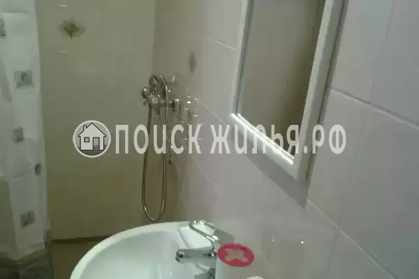 «У тети Вали» «У тети Вали»