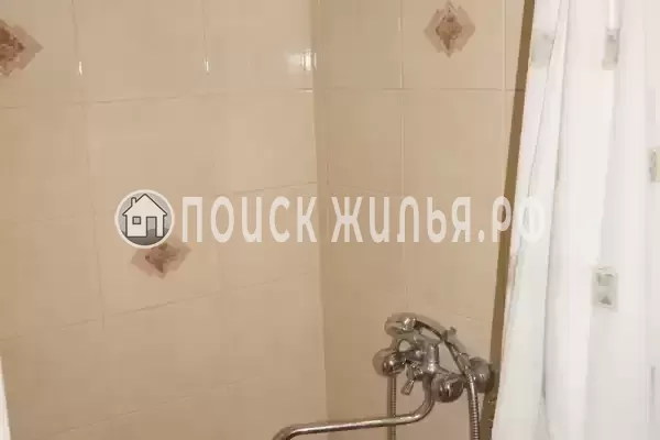 «У тети Вали» «У тети Вали»